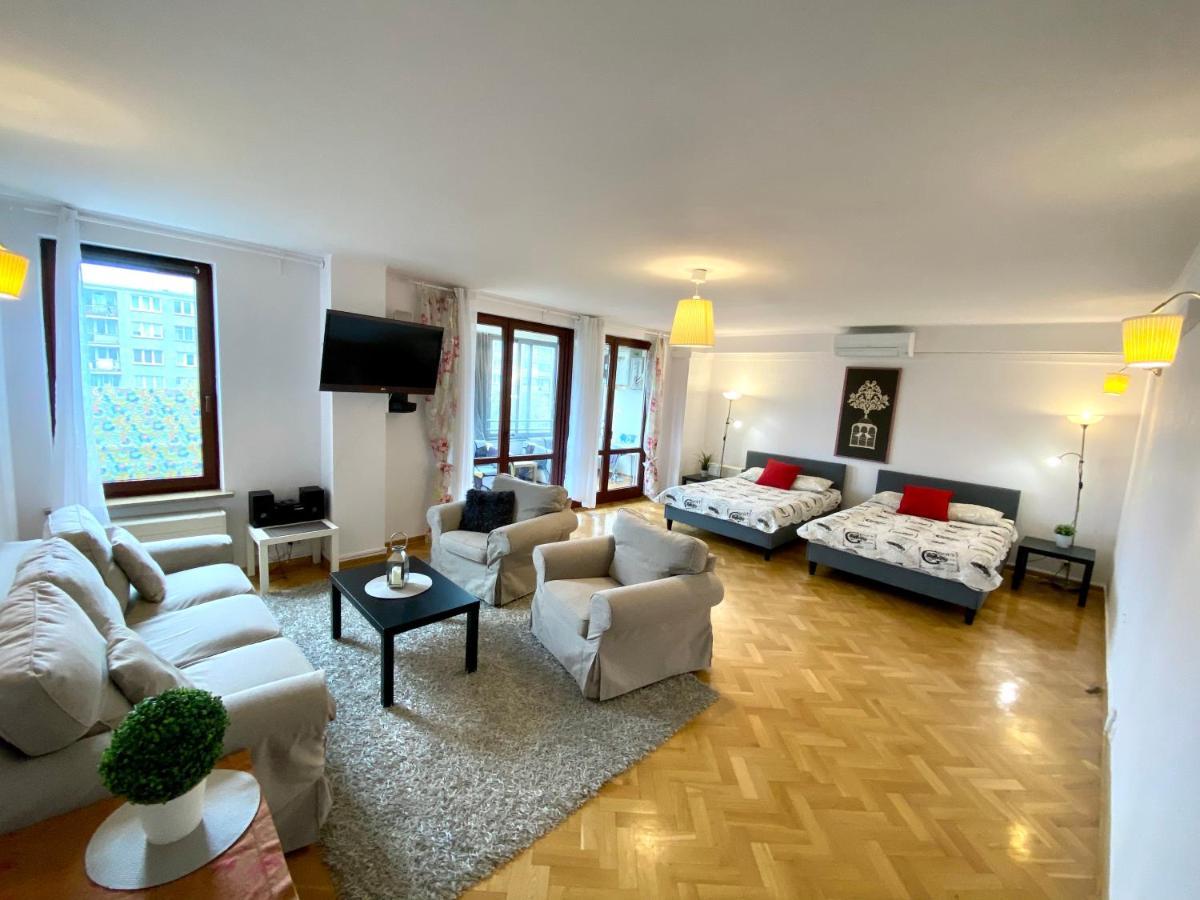 Center Warsaw - Apartmenty Jana Pawla II Kültér fotó