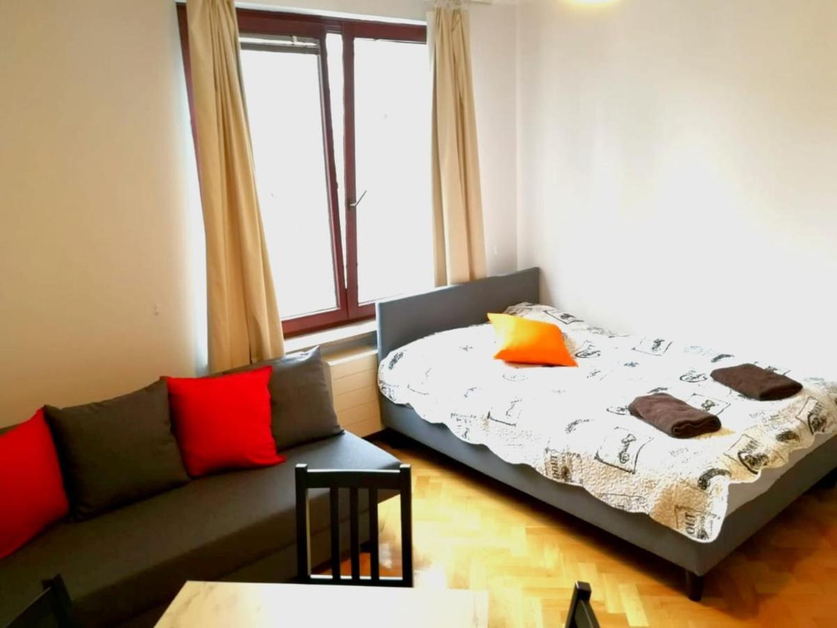 Center Warsaw - Apartmenty Jana Pawla II Kültér fotó