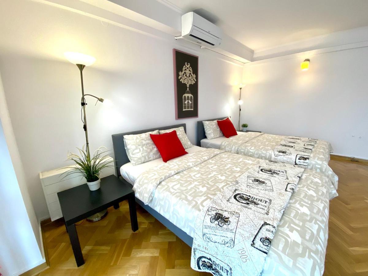 Center Warsaw - Apartmenty Jana Pawla II Kültér fotó
