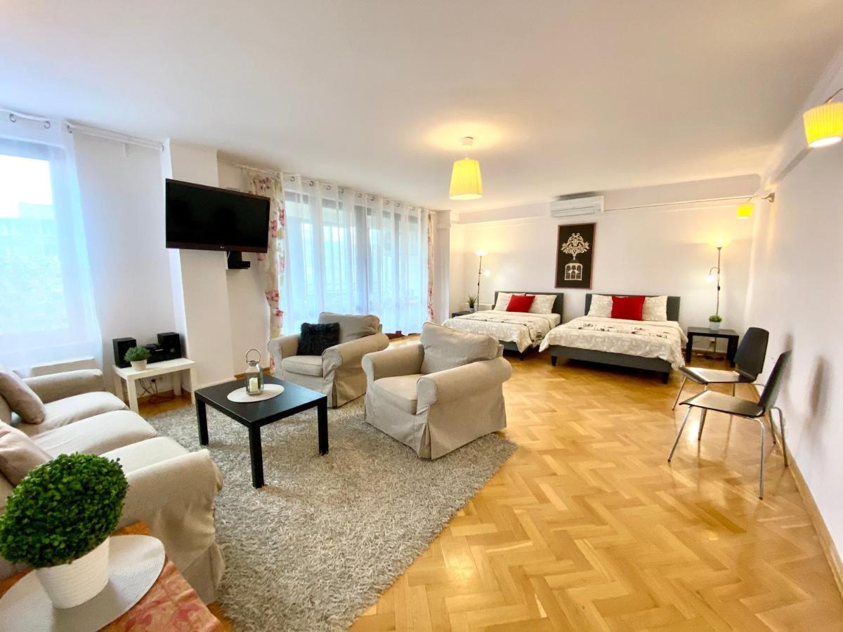 Center Warsaw - Apartmenty Jana Pawla II Kültér fotó