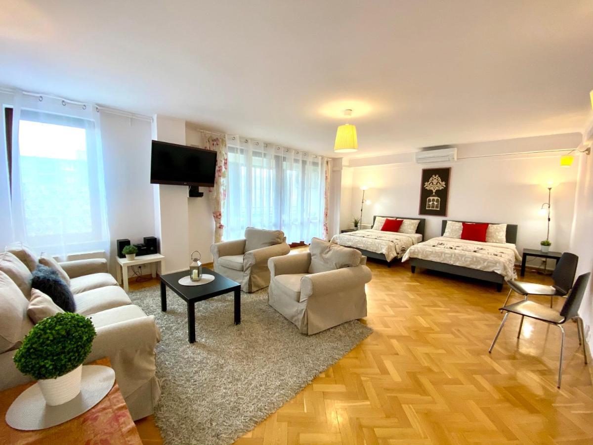 Center Warsaw - Apartmenty Jana Pawla II Kültér fotó