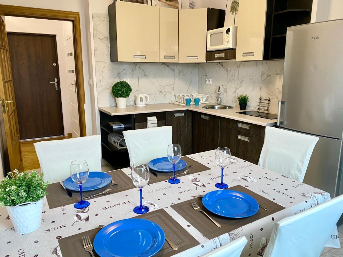 Center Warsaw - Apartmenty Jana Pawla II Kültér fotó